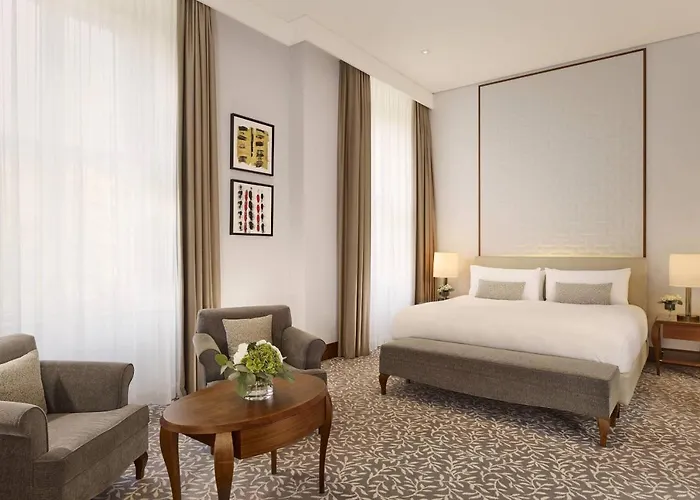 Hotel The Ritz-carlton, 5*