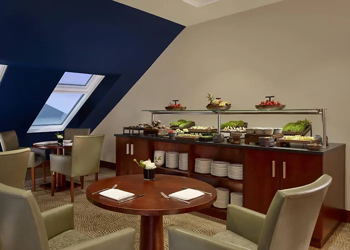 Hotel The Ritz-carlton, 5*