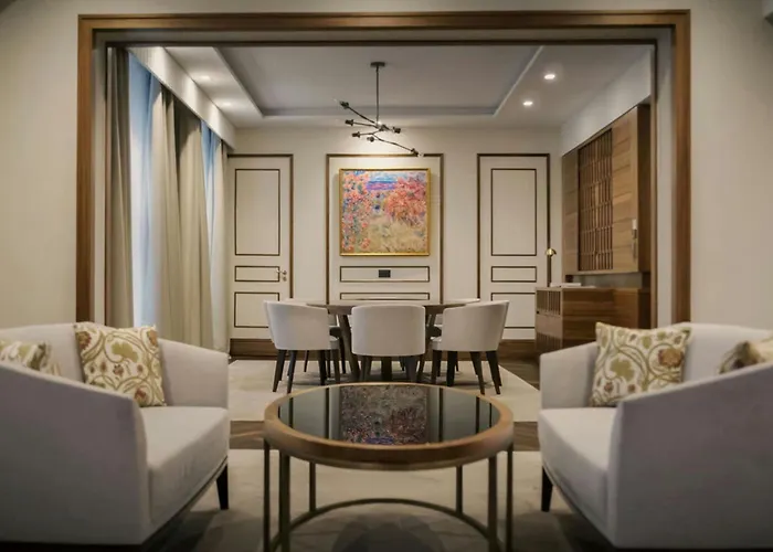 The Ritz-carlton, Hotel
