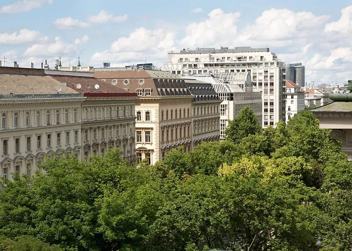 The Ritz-carlton, Отель Вена
