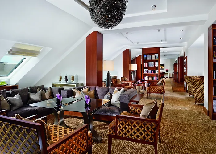 Отель The Ritz-carlton,