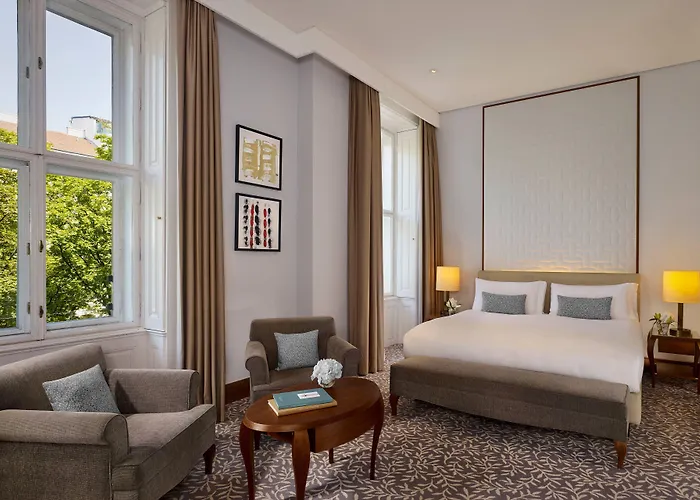 The Ritz-carlton, 5*