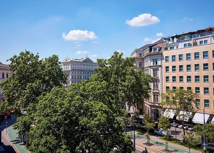 The Ritz-carlton, 5*