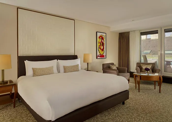 Hotel The Ritz-carlton, 5*